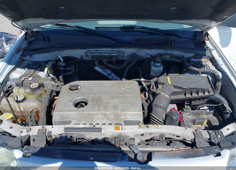 2011 FORD ESCAPE HYBRID VIN: 1FMCU4K37BKA94185