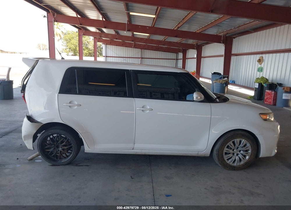 2015 SCION XB VIN: JTLZE4FE4FJ074791
