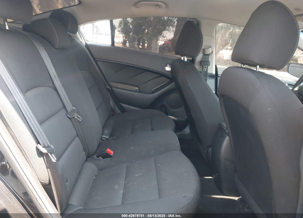 2017 KIA FORTE VIN: 3KPFK4A71HE059990