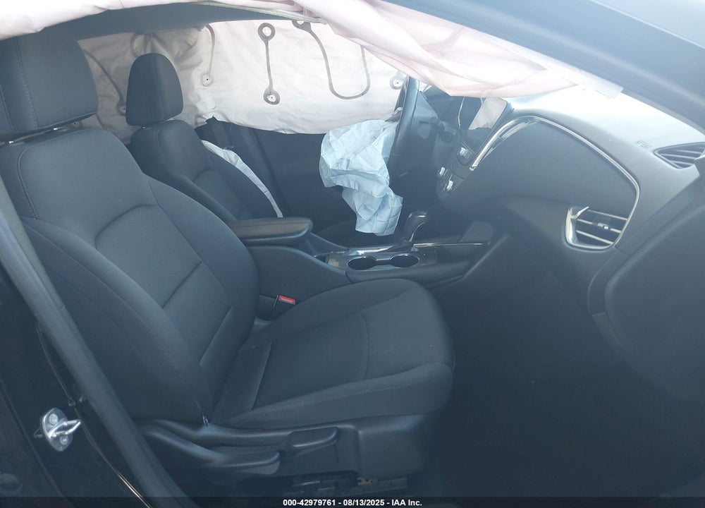 2017 CHEVROLET MALIBU VIN: 1G1ZE5STXHF148154