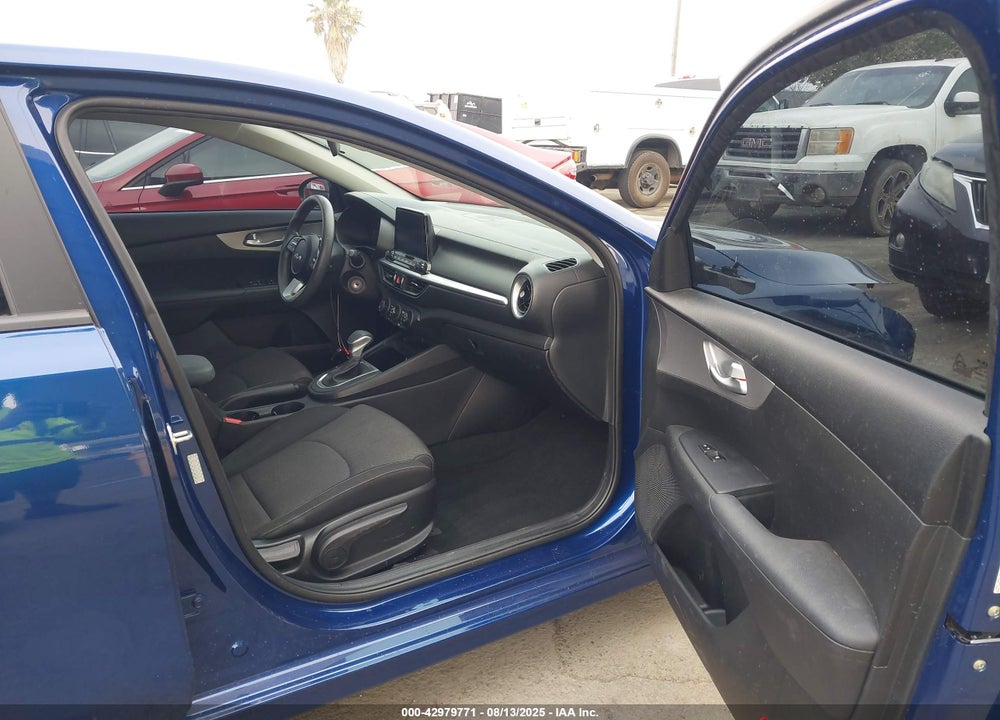 2023 KIA FORTE VIN: 3KPF24AD4PE622857