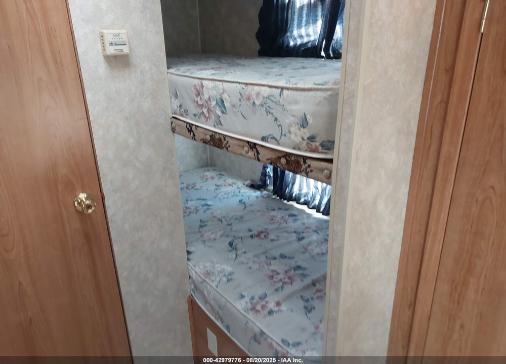 2003 COACHMEN TRAVEL TRAILER VIN: 1TC2B216431202232