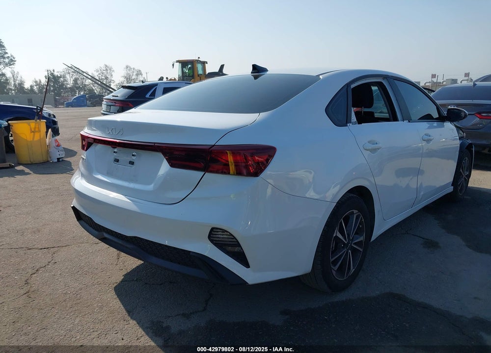 2024 KIA FORTE VIN: 3KPF24AD7RE837443