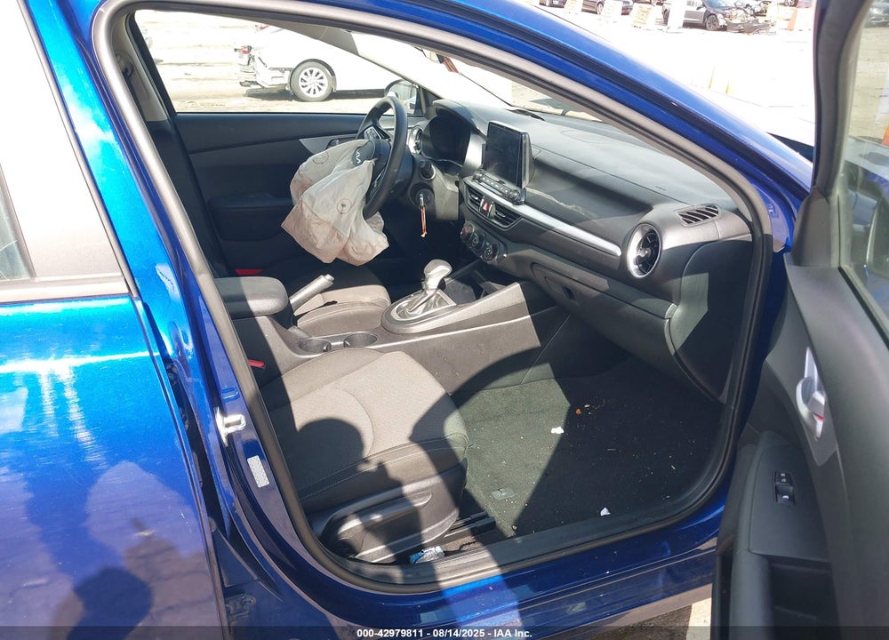 2023 KIA FORTE VIN: 3KPF24AD8PE596327