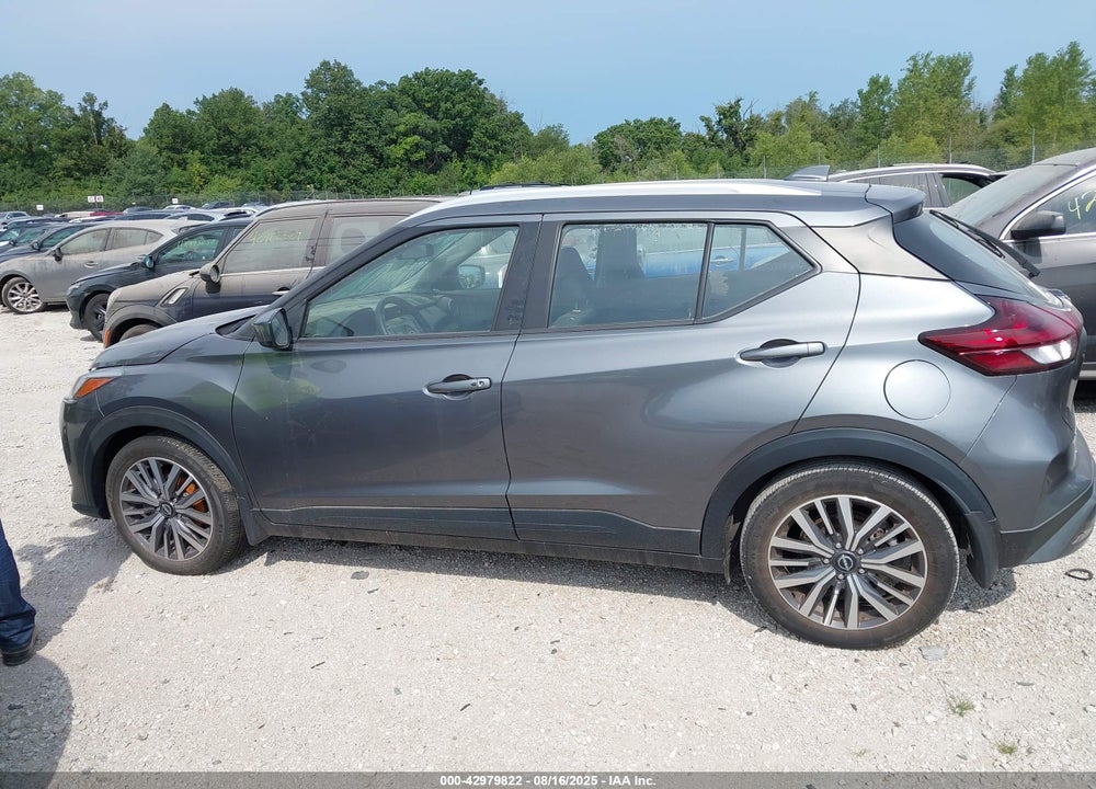 2023 NISSAN KICKS VIN: 3N1CP5CV2PL525588