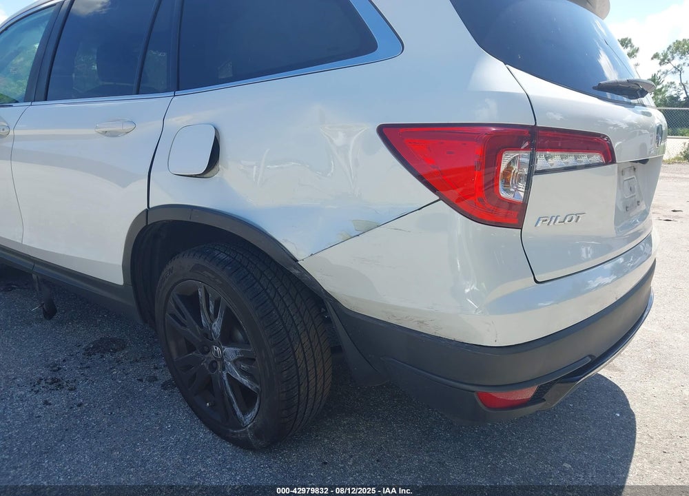 2022 HONDA PILOT VIN: 5FNYF5H24NB029966