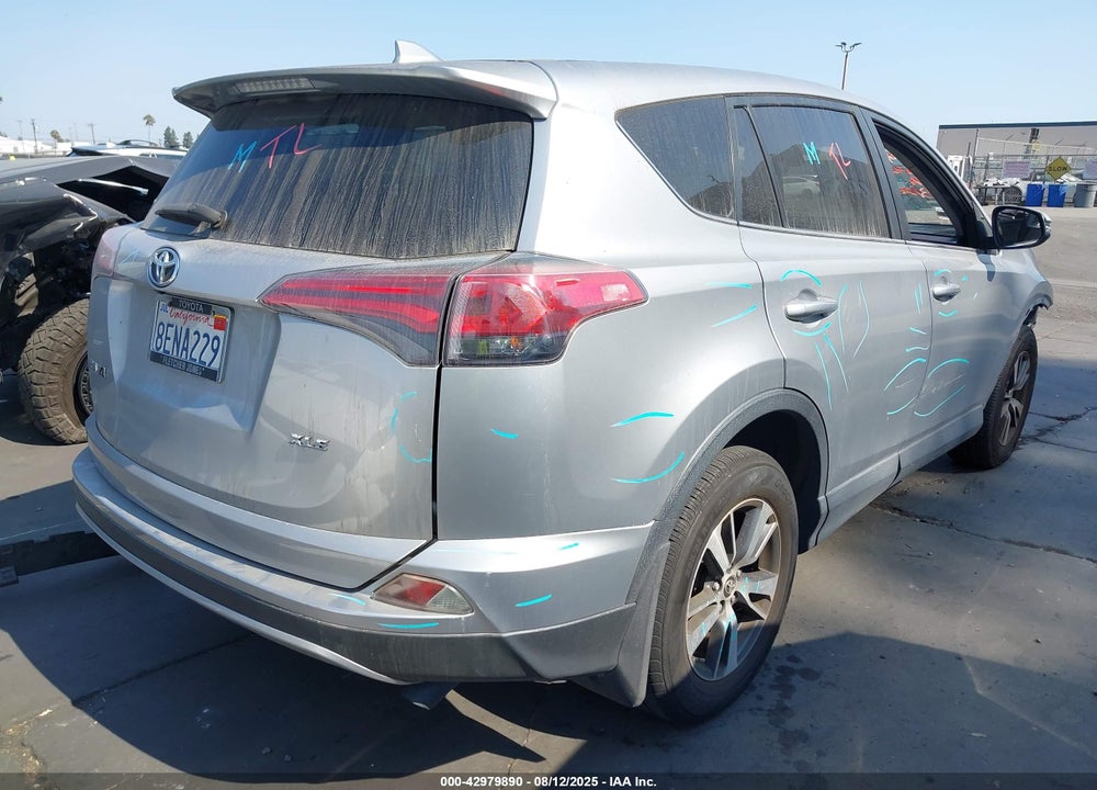 2018 TOYOTA RAV4 VIN: JTMWFREV1JJ179338