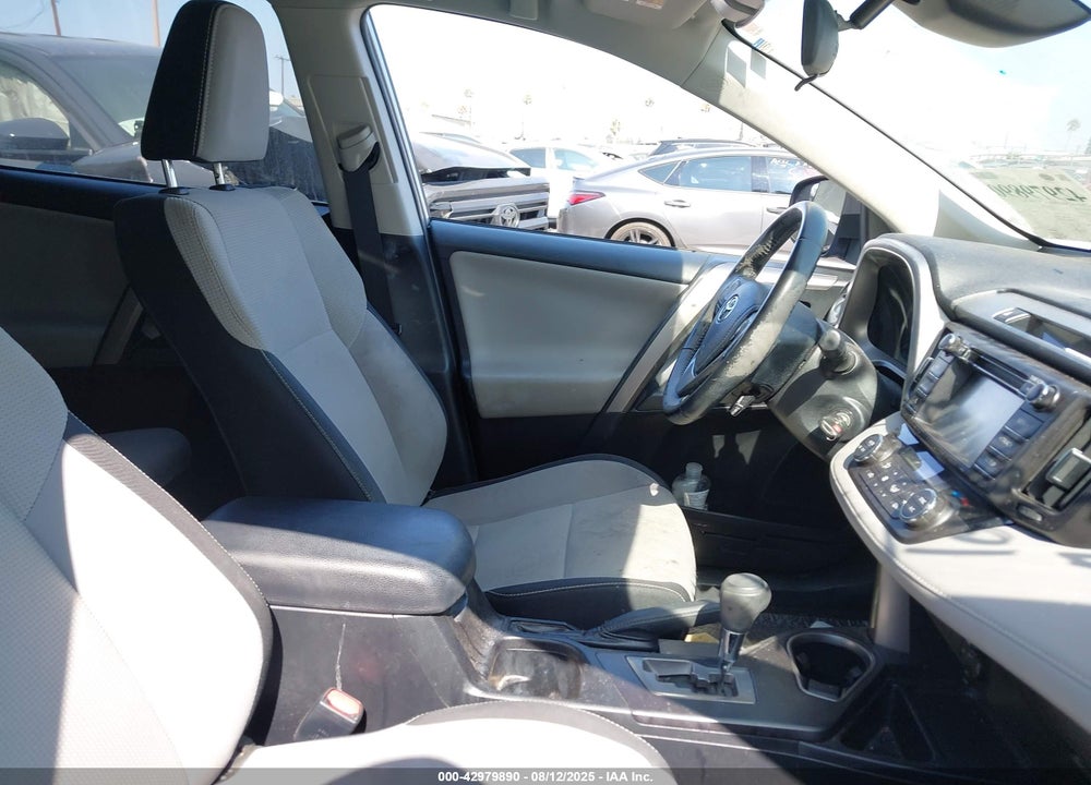 2018 TOYOTA RAV4 VIN: JTMWFREV1JJ179338