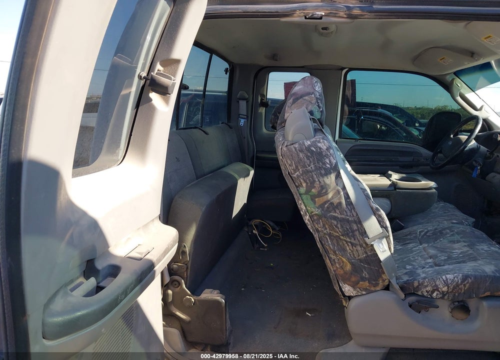 2003 FORD F-250 LARIAT/XL/XLT VIN: 1FTNX21P43EB63203