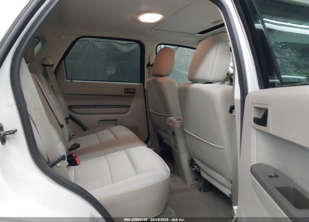 2011 FORD ESCAPE VIN: 1FMCU9D72BKA81924