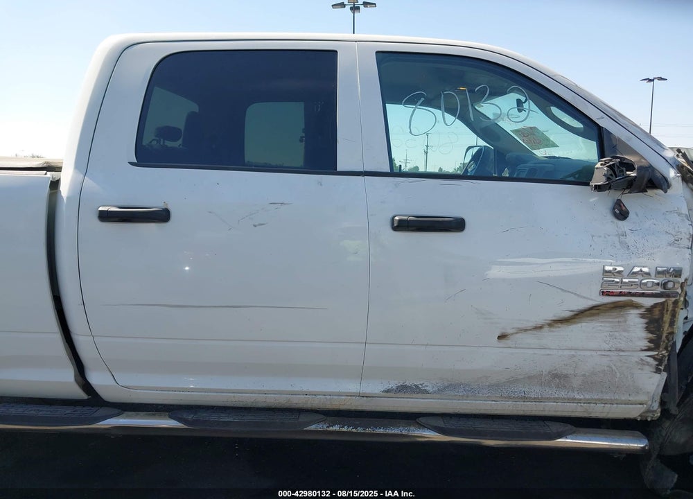 2017 RAM 2500 TRADESMAN 4X4 6'4 BOX VIN: 3C6UR5CL7HG639260