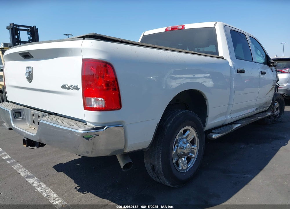2017 RAM 2500 TRADESMAN 4X4 6'4 BOX VIN: 3C6UR5CL7HG639260