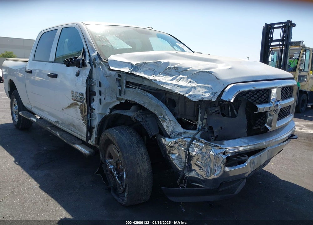 2017 RAM 2500 TRADESMAN 4X4 6'4 BOX VIN: 3C6UR5CL7HG639260