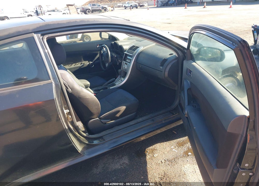 2006 SCION TC VIN: JTKDE167960128400