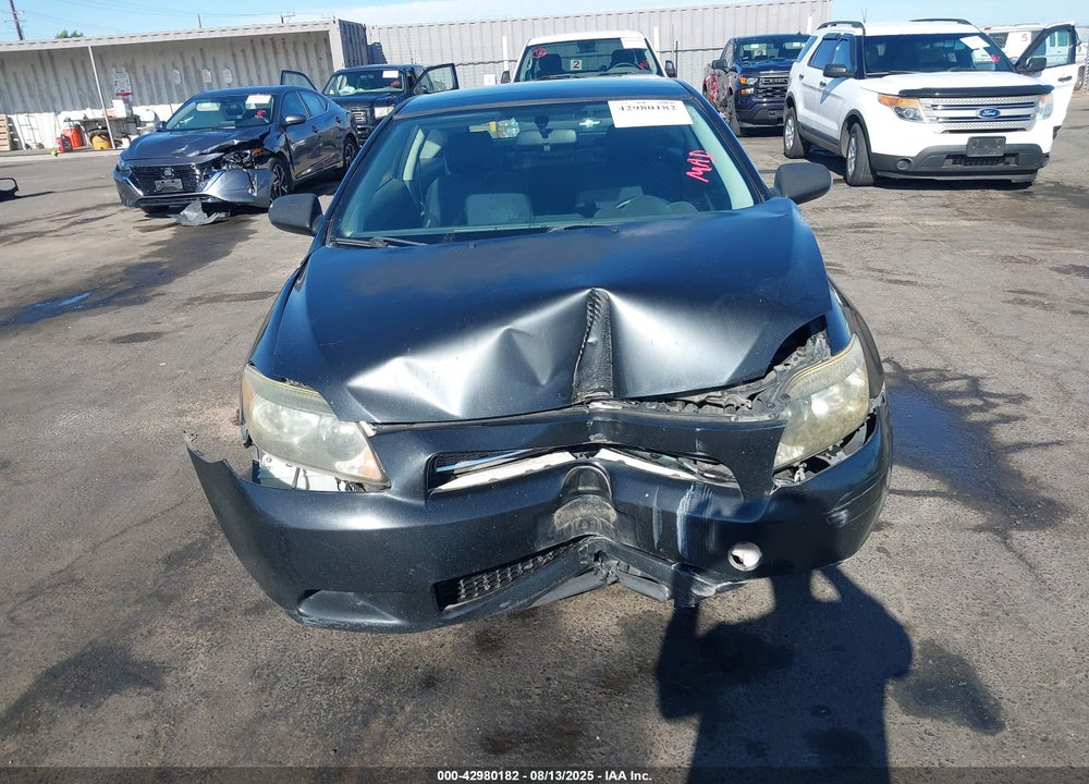 2006 SCION TC VIN: JTKDE167960128400