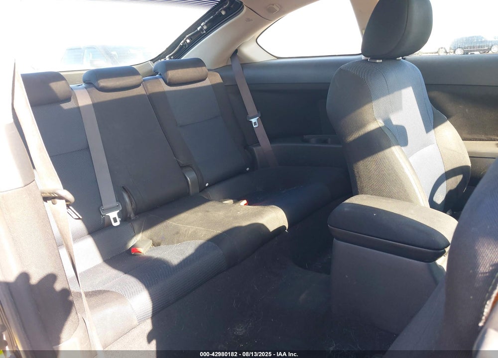 2006 SCION TC VIN: JTKDE167960128400