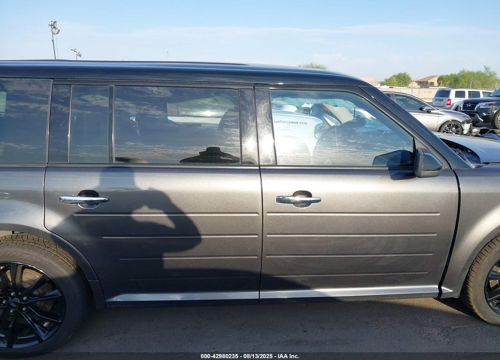 2018 FORD FLEX VIN: 2FMGK5D87JBA16939