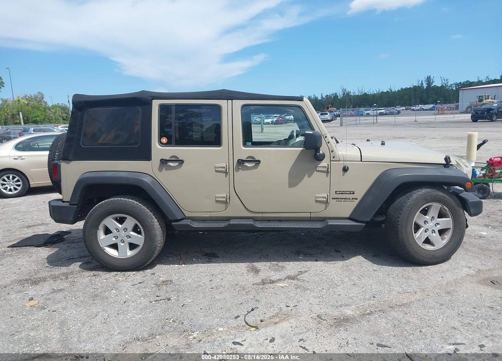 2017 JEEP WRANGLER UNLIMITED SPORT 4X4 VIN: 1C4BJWDG2HL690098