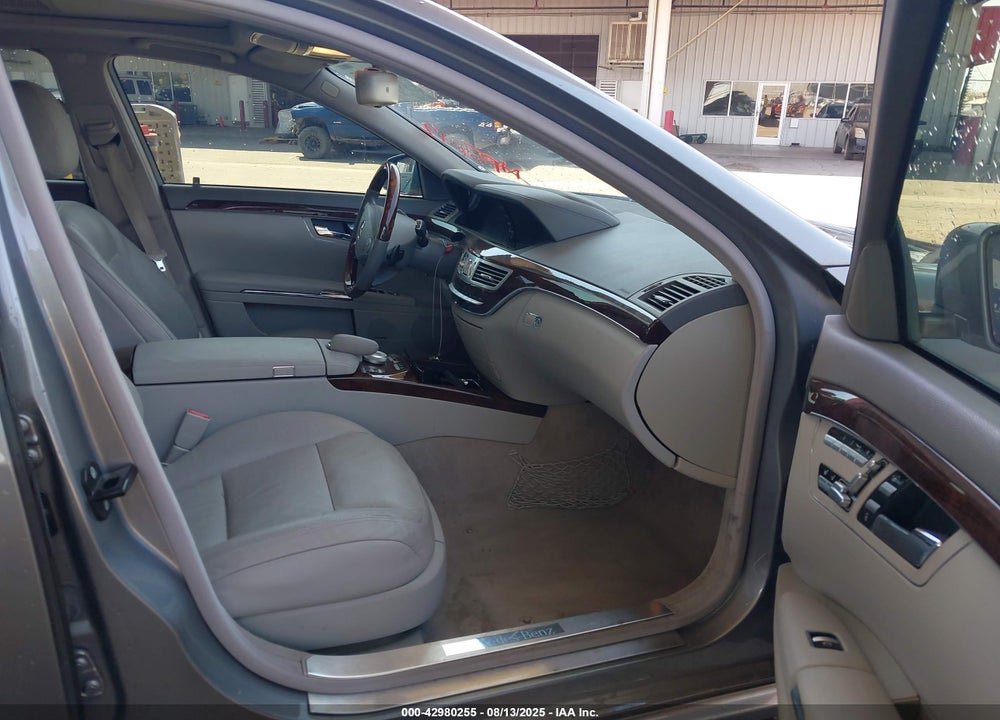 2013 MERCEDES-BENZ S CLASS VIN: WDDNG7DB3DA493474