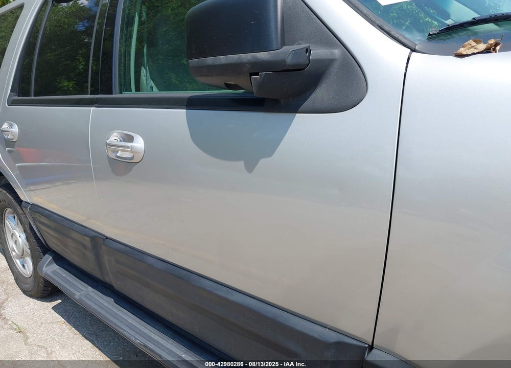 2004 FORD EXPEDITION NBX/XLT VIN: 1FMPU16L74LA65356