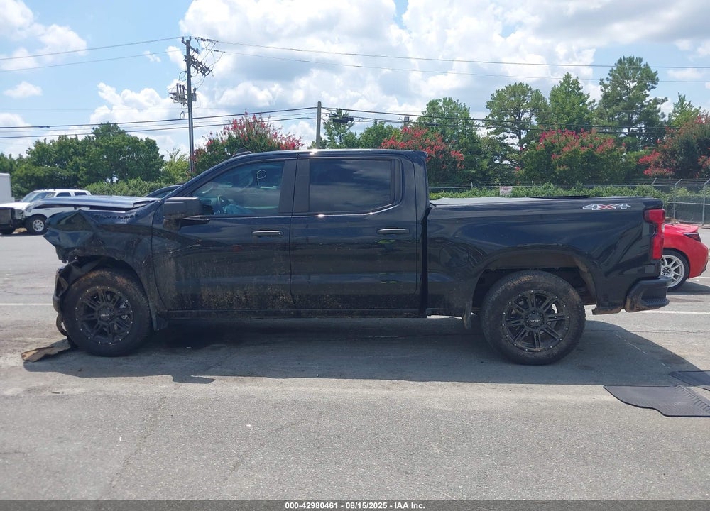 2021 CHEVROLET SILVERADO 1500 4WD SHORT BED CUSTOM VIN: 3GCPYBEK0MG370119