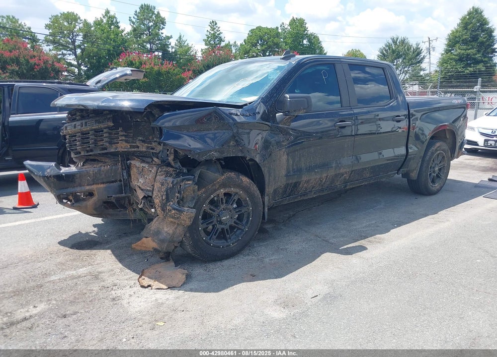 2021 CHEVROLET SILVERADO 1500 4WD SHORT BED CUSTOM VIN: 3GCPYBEK0MG370119