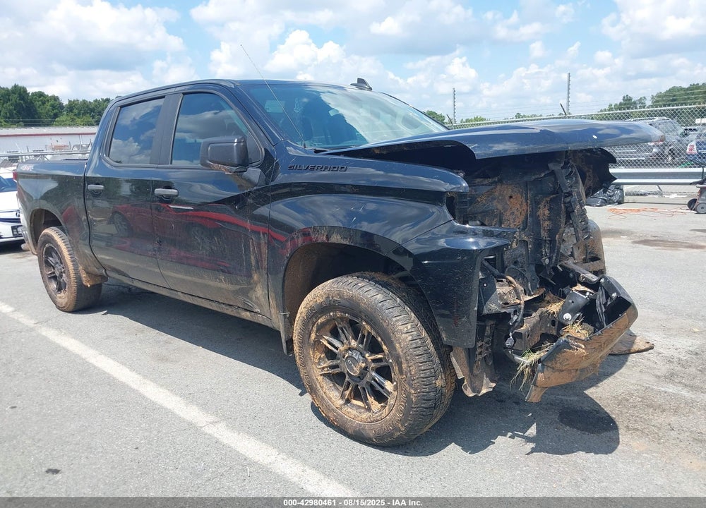2021 CHEVROLET SILVERADO 1500 4WD SHORT BED CUSTOM VIN: 3GCPYBEK0MG370119