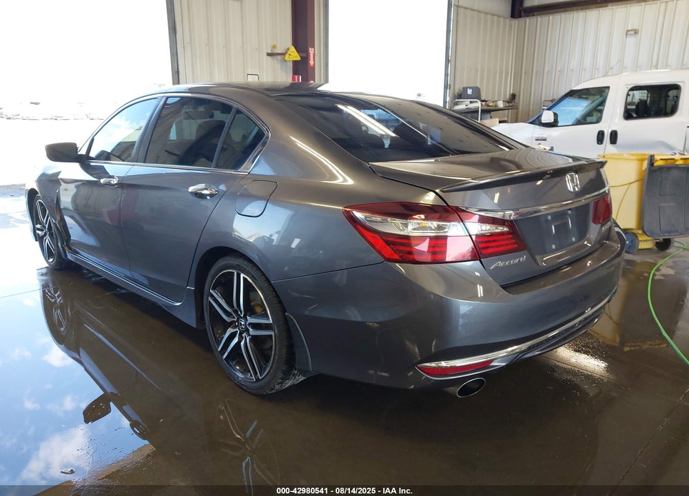 2017 HONDA ACCORD VIN: 1HGCR2F53HA073629