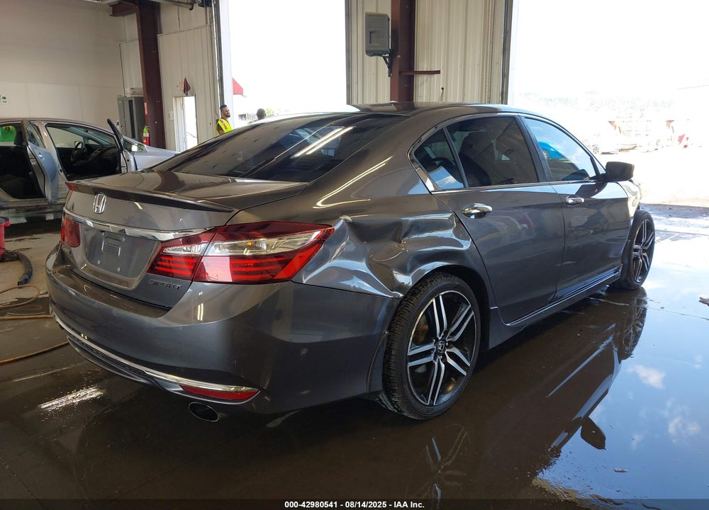 2017 HONDA ACCORD VIN: 1HGCR2F53HA073629