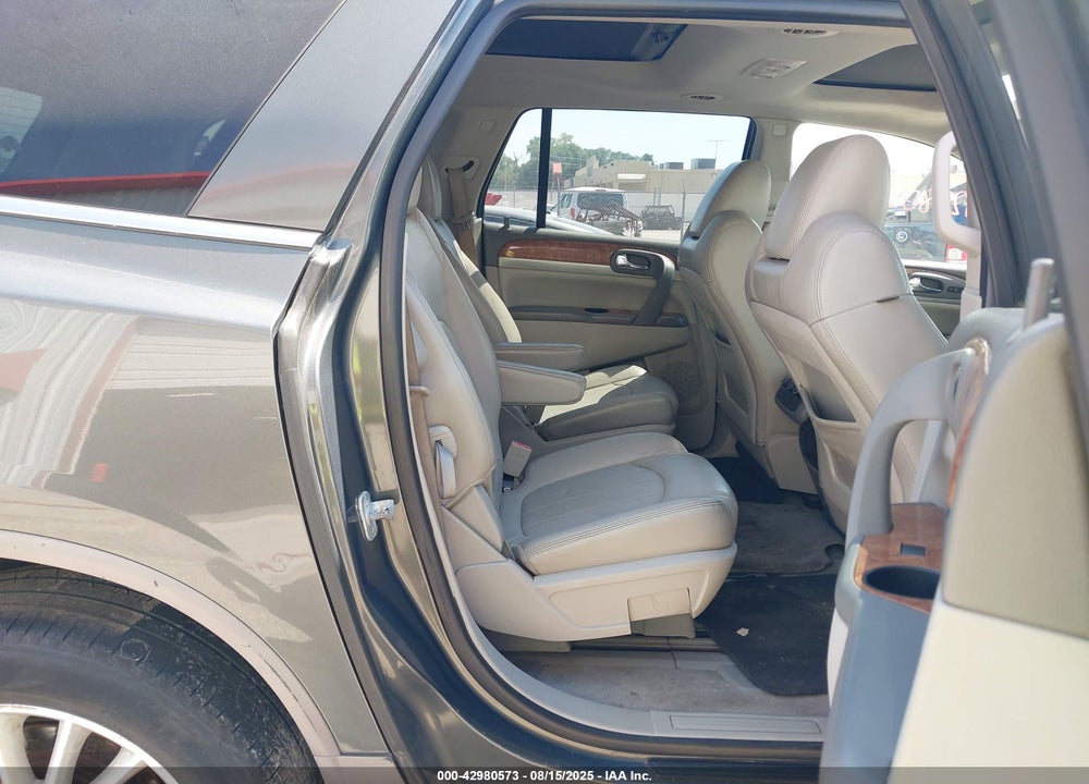 2011 BUICK ENCLAVE VIN: 5GAKVBED7BJ154995