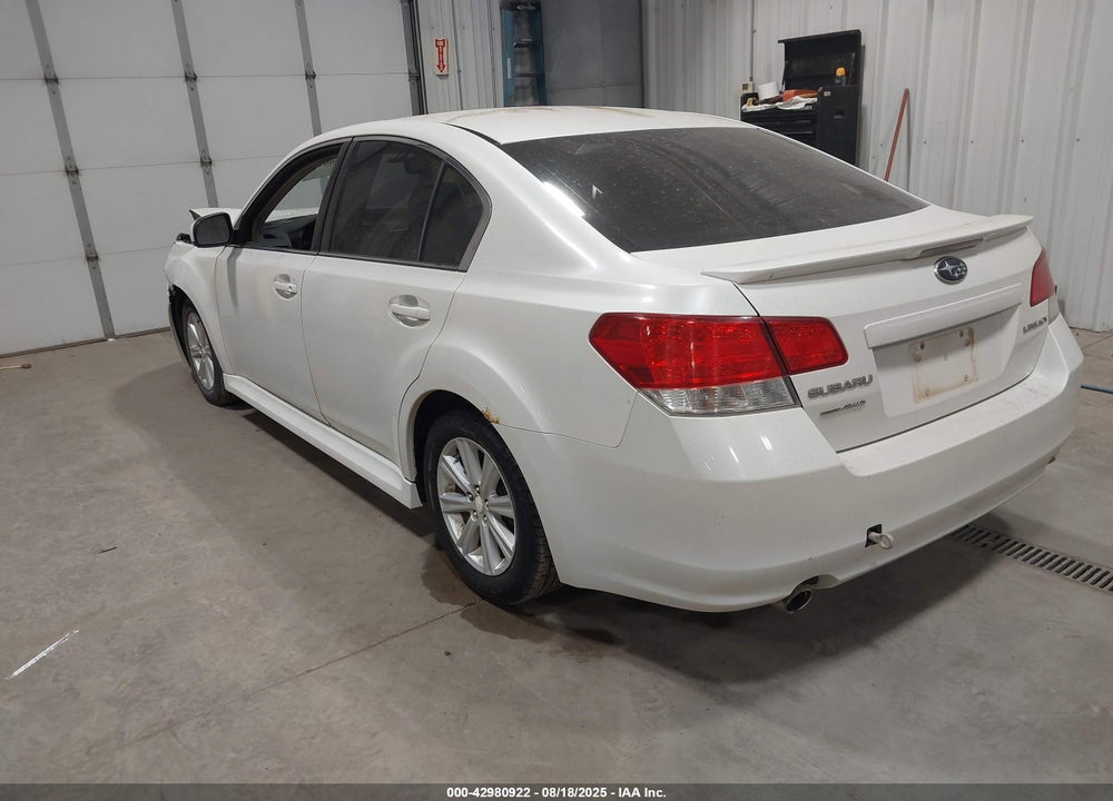 2011 SUBARU LEGACY 2.5I PREMIUM VIN: 4S3BMCC60B3237961