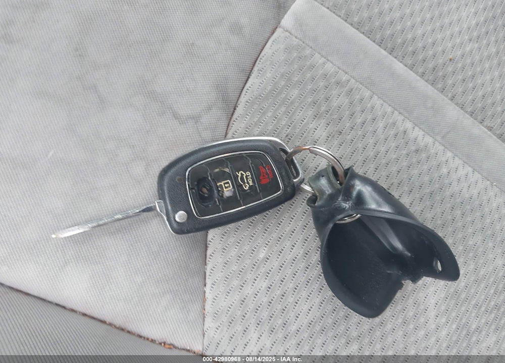 2016 HYUNDAI SONATA VIN: 5NPE24AFXGH333992