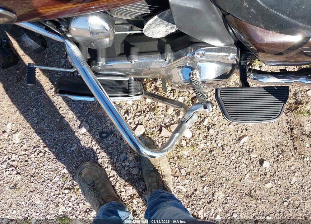 2011 HARLEY-DAVIDSON FLHTCU VIN: 1HD1FC41XBB608119