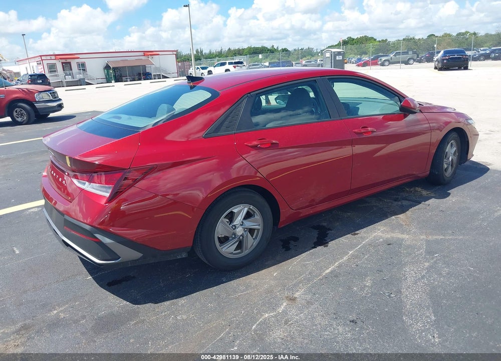2025 HYUNDAI ELANTRA VIN: KMHLL4DG8SU942873