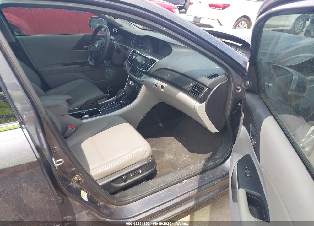 2013 HONDA ACCORD TOURING VIN: 1HGCR3F99DA026592