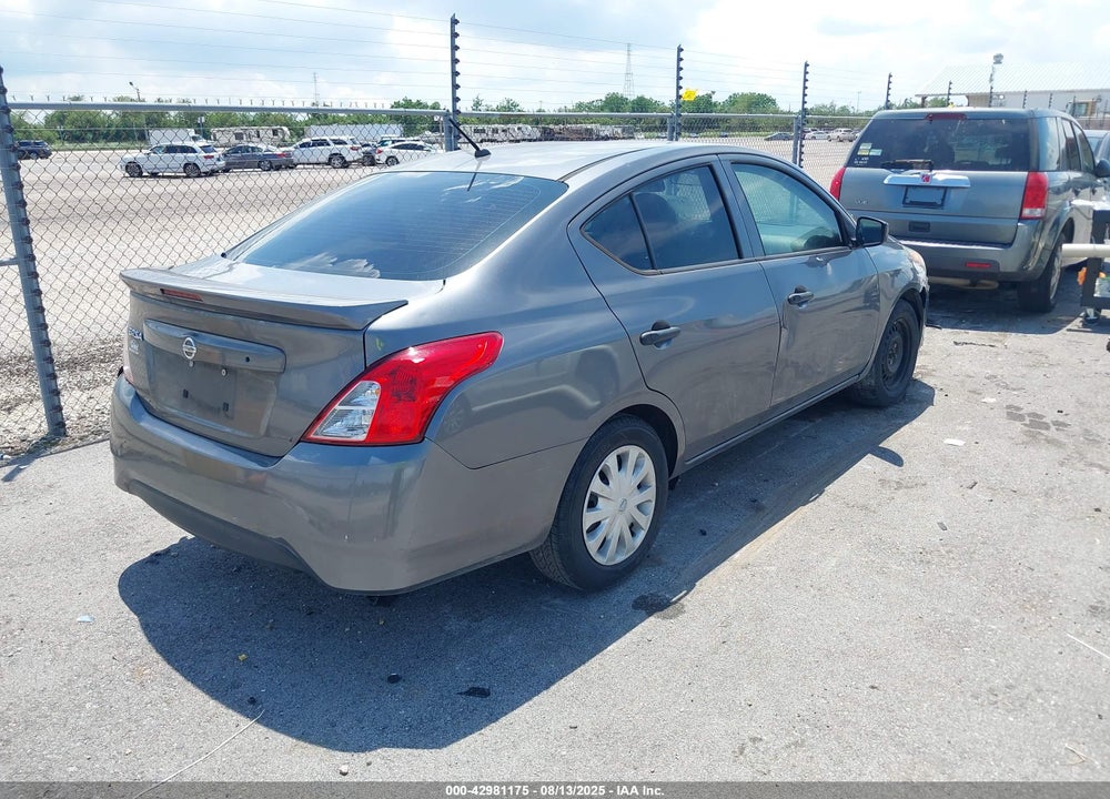 2018 NISSAN VERSA 1.6 S+ VIN: 3N1CN7AP4JL824576