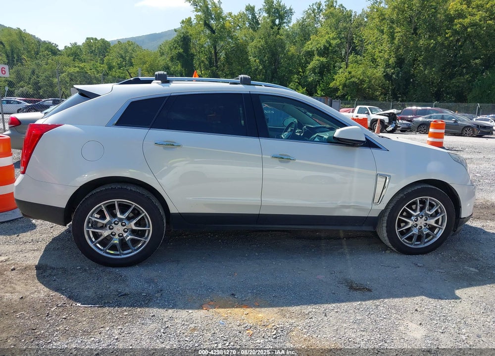 2014 CADILLAC SRX VIN: 3GYFNDE38ES628775