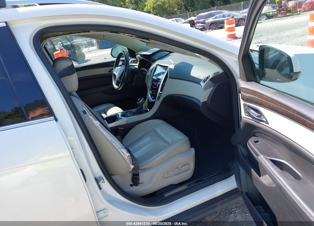 2014 CADILLAC SRX VIN: 3GYFNDE38ES628775