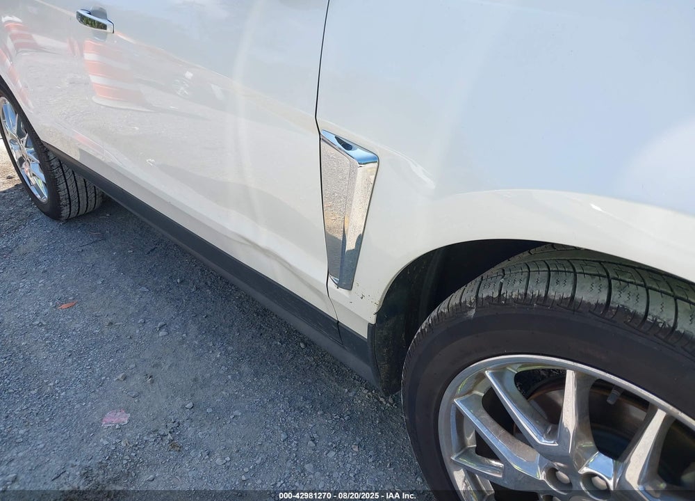 2014 CADILLAC SRX VIN: 3GYFNDE38ES628775