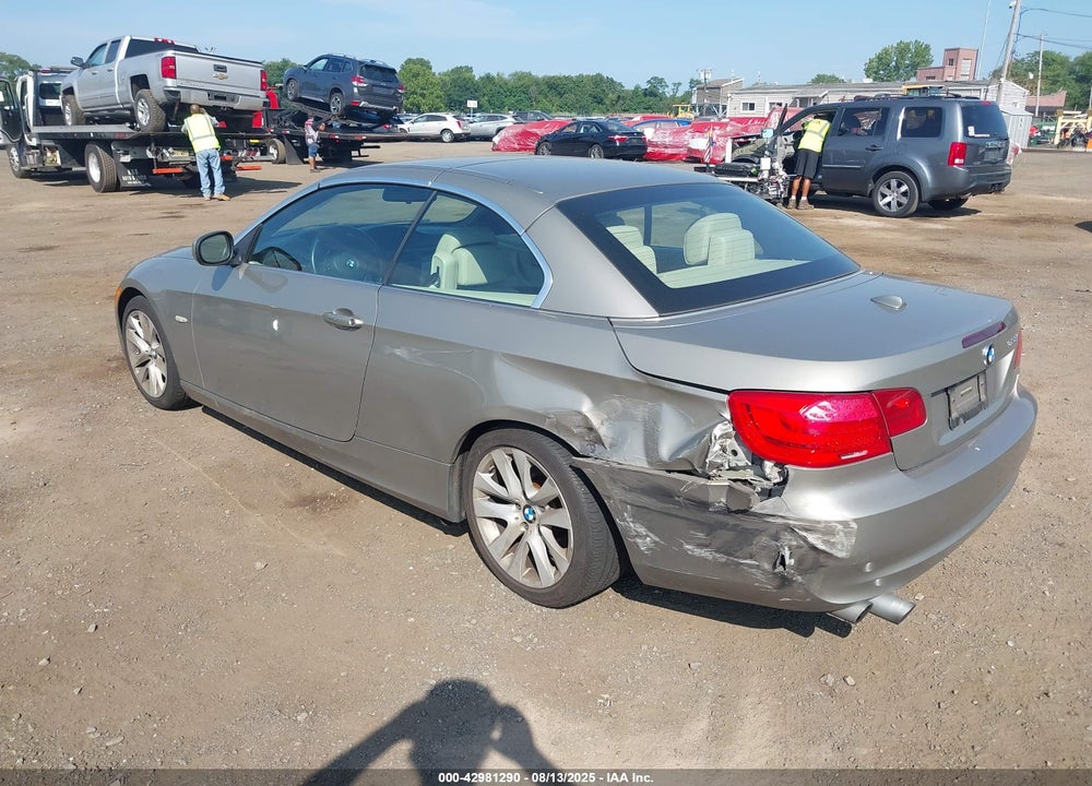 2011 BMW 3 SERIES VIN: WBADW3C56BE537760