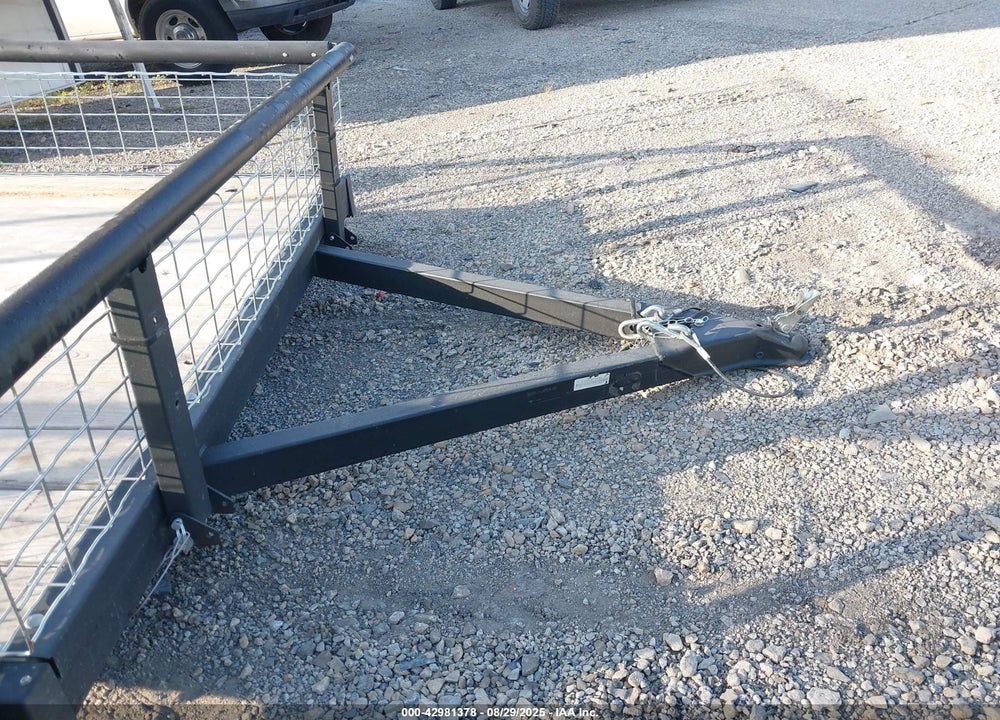 2021 KARAVAN TRAILER VIN: 5KTUS1616MF508102