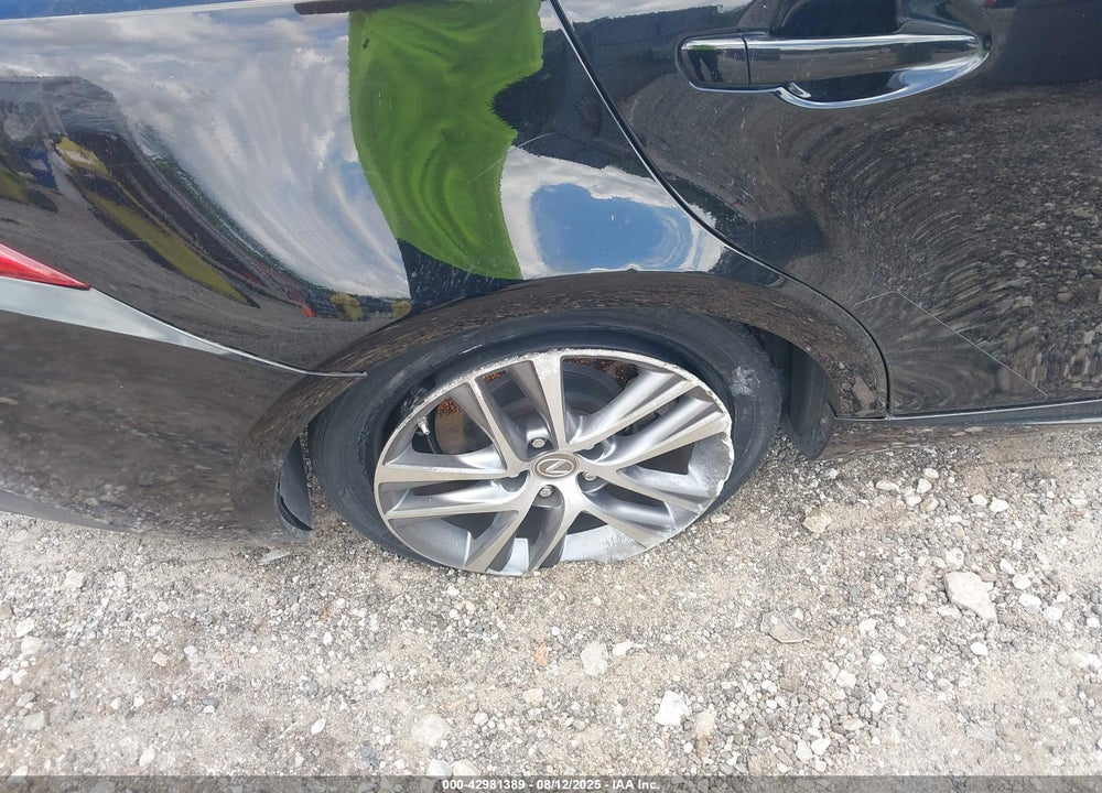 2018 LEXUS IS 300 VIN: JTHBA1D24J5064391