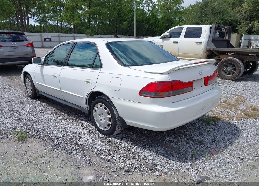2001 HONDA ACCORD 2.3 LX VIN: 1HGCG55491A062303