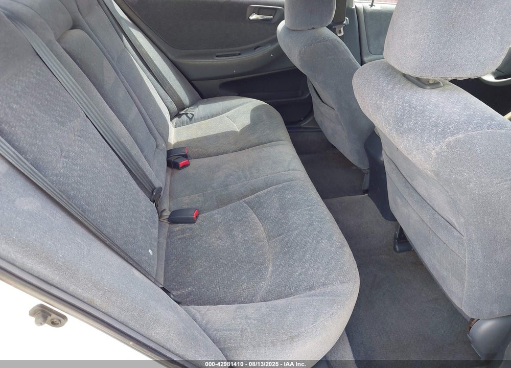 2001 HONDA ACCORD 2.3 LX VIN: 1HGCG55491A062303