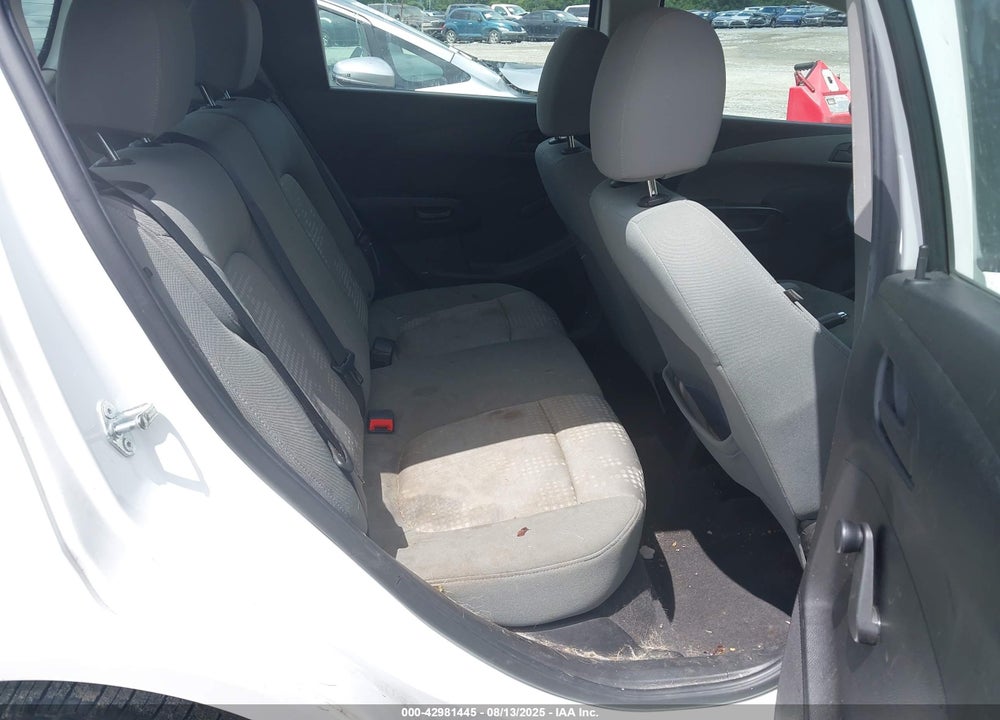 2015 CHEVROLET SONIC VIN: 1G1JA6SH0F4184468