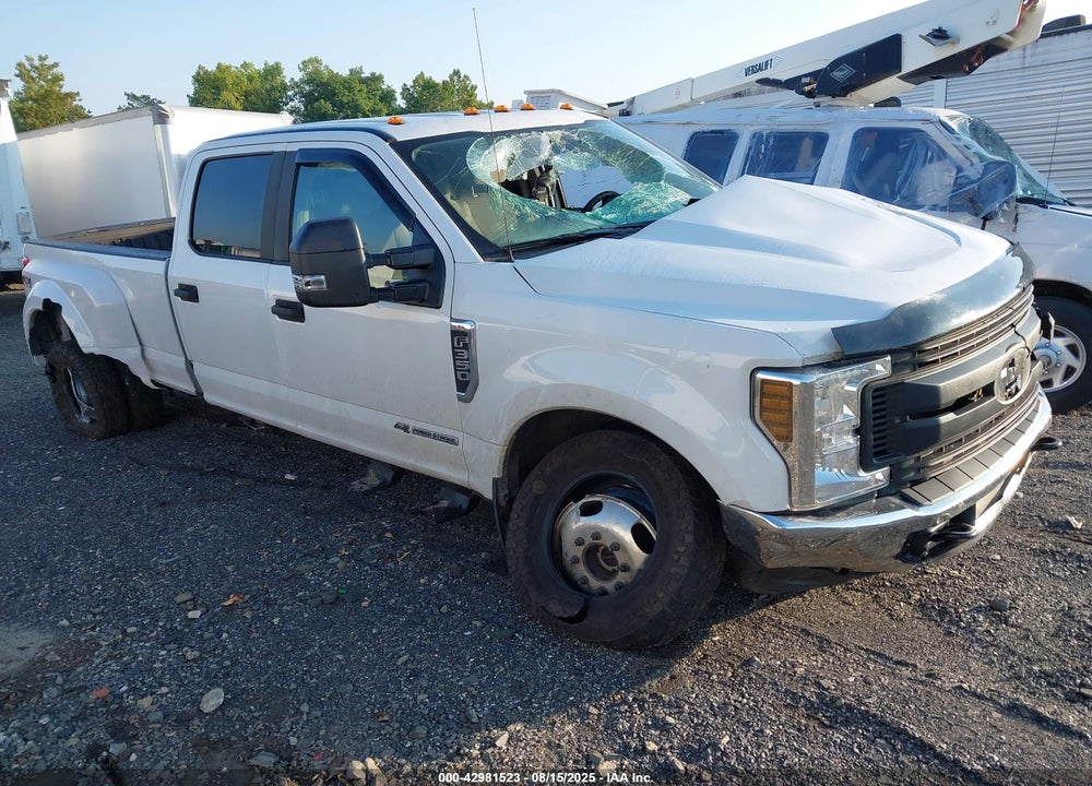 2018 FORD F-350 XL VIN: 1FT8W3DT9JEB15160