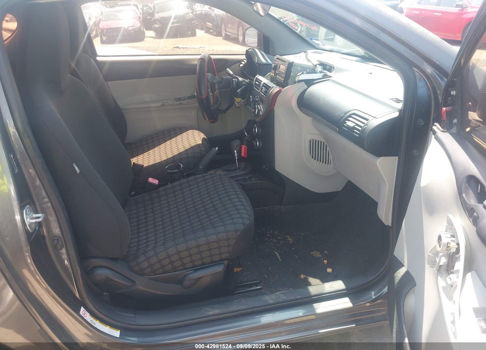 2012 SCION IQ VIN: JTNJJXB09CJ009071