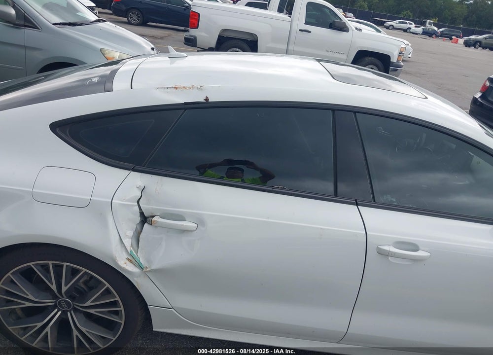 2017 AUDI A7 VIN: WAU22AFC1HN053389