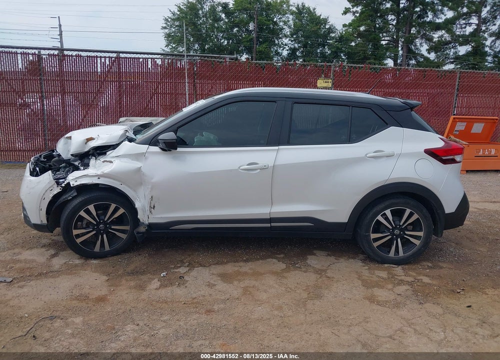 2019 NISSAN KICKS SR VIN: 3N1CP5CU3KL538351
