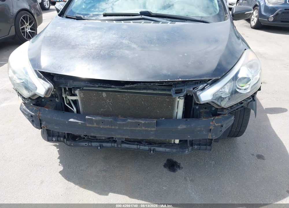 2015 KIA FORTE VIN: KNAFX4A68F5268643